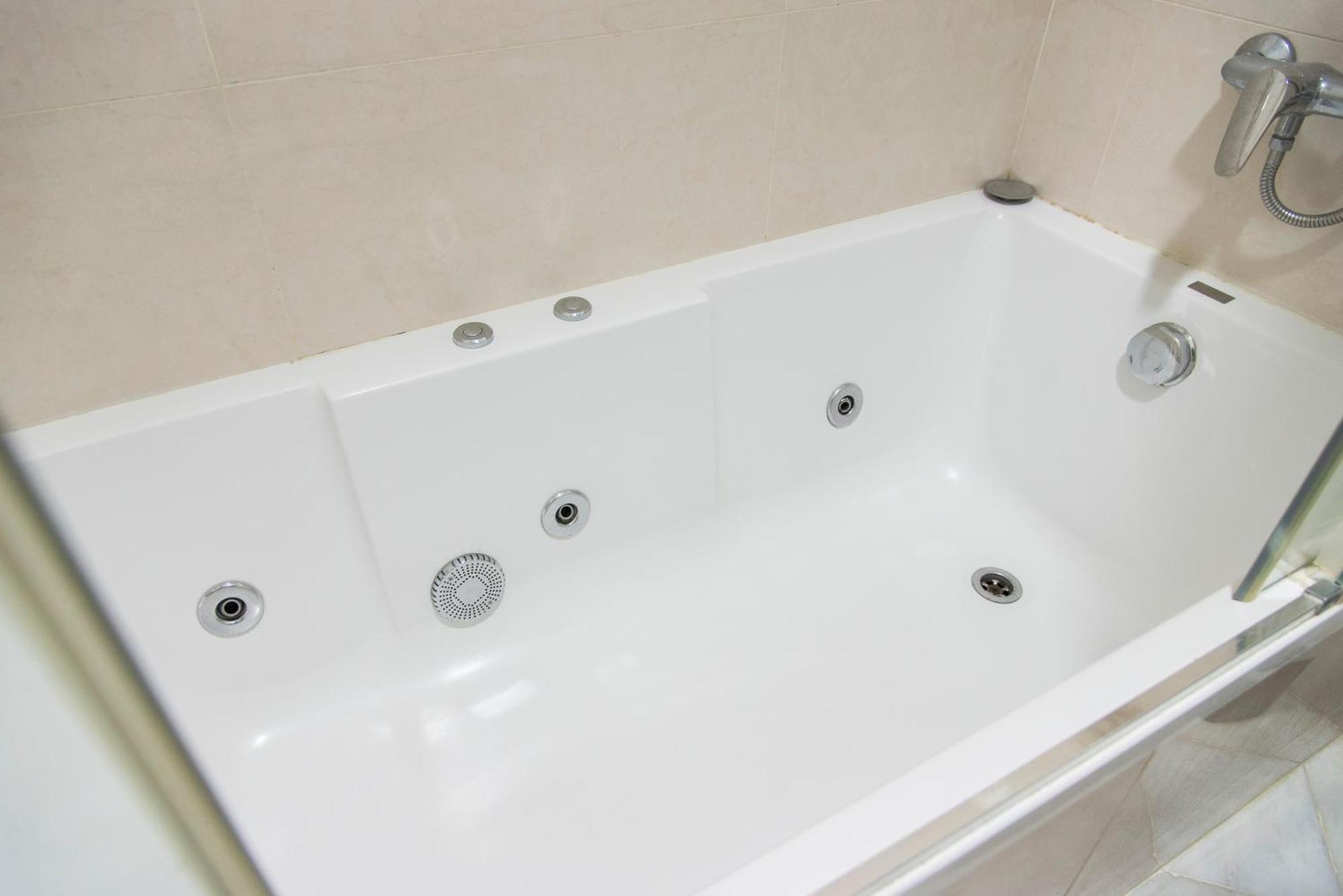 Nightinsevilla Bailen Free Parking Appartement